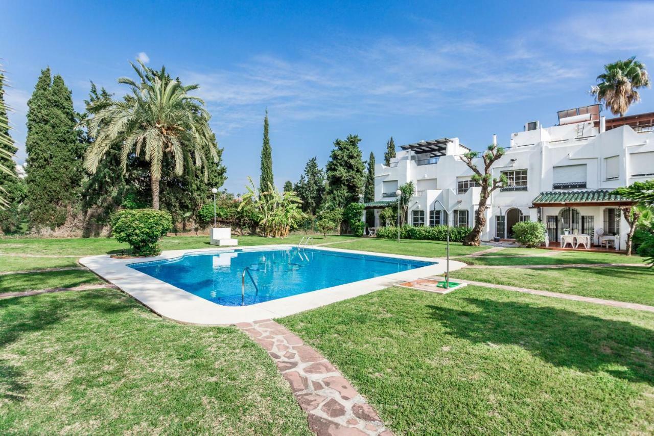 Mini Motel At Los Naranjosgc Marbella Exterior photo